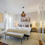 Luxury Sea View Віавіа