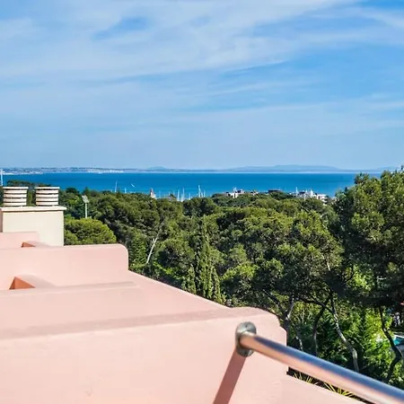 Luxury Sea View Віавіа