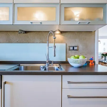 Luxury Sea View Апартаменты