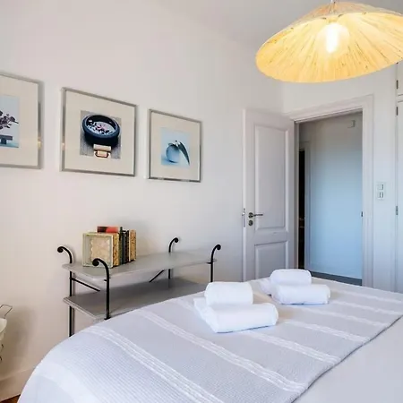 Luxury Sea View Apartment Cascais